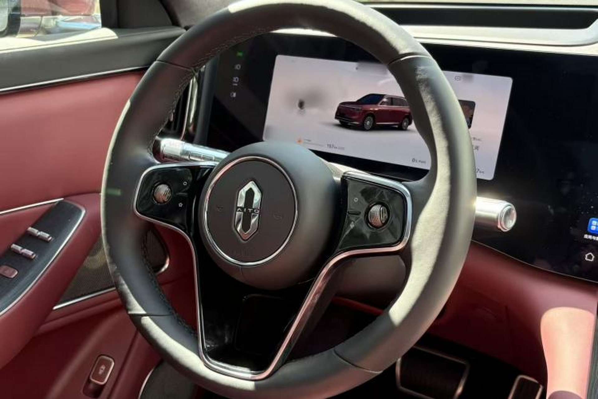 Used Hima AITO M8 2025 Extended-Range Ultra Version 53.4 kWh 5-Seater Edition Interior 5