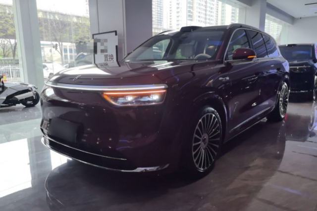Used Hima AITO M8 2025 Extended-Range Max+ Version 53.4 kWh 6-Seater Edition