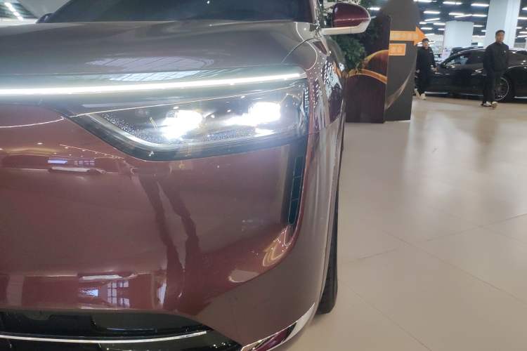 Used Hima AITO M8 2025 Extended-Range Max+ Version 53.4 kWh 6-Seater Edition Left Front Headlight