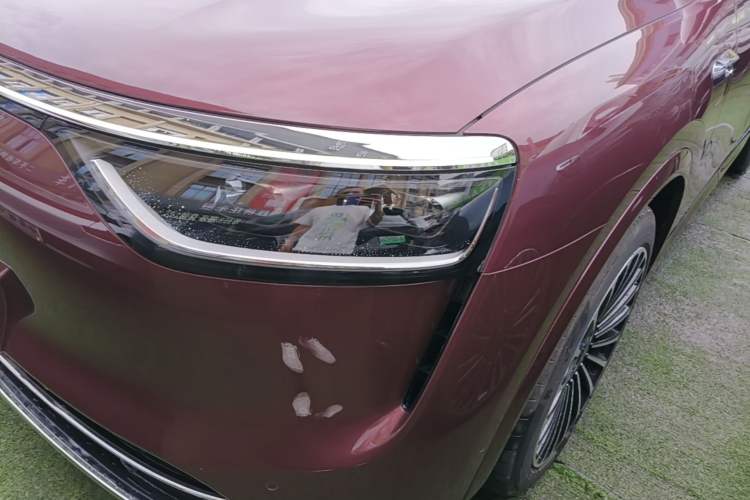 Used Hima AITO M8 2025 Extended-Range Ultra Version 53.4 kWh 5-Seater Edition Left Front Headlight