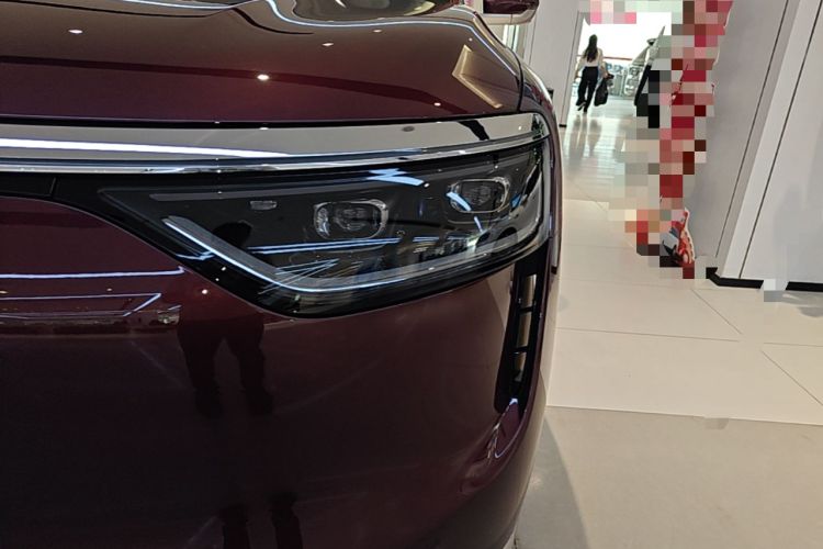 Used Hima AITO M8 2025 Extended-Range Max+ Version 53.4 kWh 6-Seater Edition Left Front Headlight