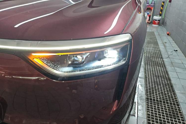 Used Hima AITO M8 2025 Extended-Range Ultra Version 53.4 kWh 5-Seater Edition Left Front Headlight