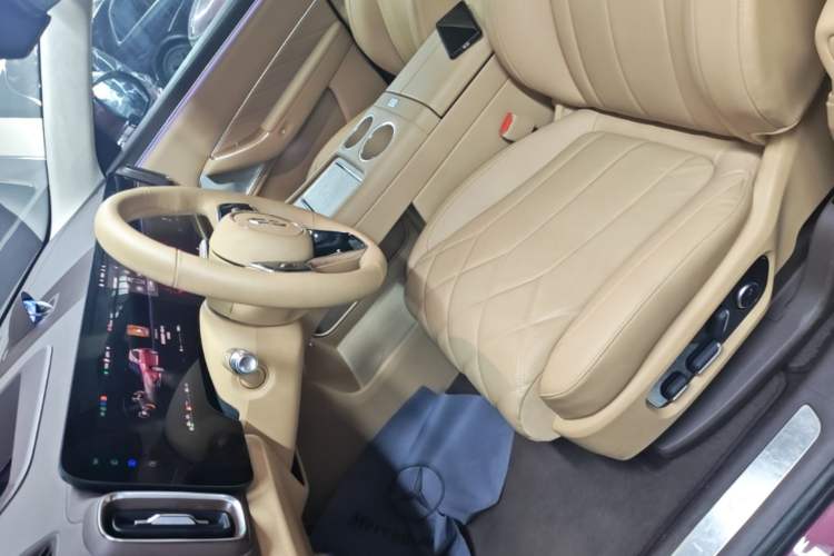 Used Hima AITO M8 2025 Extended-Range Ultra Version 53.4 kWh 5-Seater Edition Left Front Seat