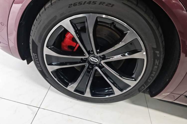 Used Hima AITO M8 2025 Extended-Range Max+ Version 53.4 kWh 6-Seater Edition Left Front Wheel Hub