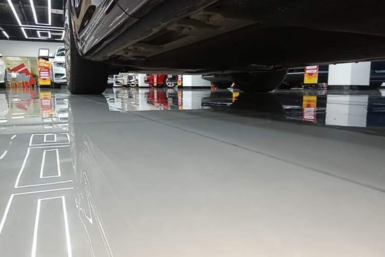 Used Hima AITO M8 2025 Extended-Range Ultra Version 53.4 kWh 5-Seater Edition Left Side Sill
