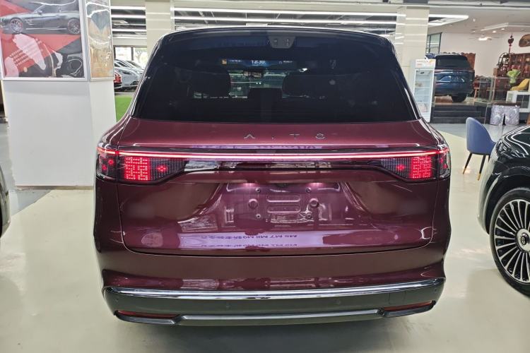 Used Hima AITO M8 2025 Extended-Range Ultra Version 53.4 kWh 5-Seater Edition Rear