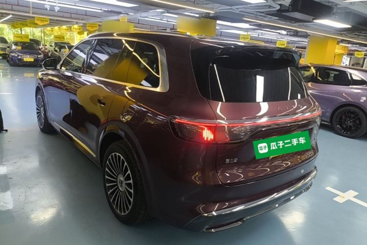 Used Hima AITO M8 2025 Extended-Range Ultra Version 53.4 kWh 5-Seater Edition Rear Left 45 Deg