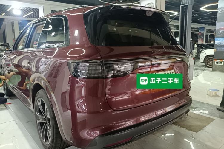 Used Hima AITO M8 2025 Extended-Range Ultra Version 53.4 kWh 6-Seater Edition Rear Left 45 Deg