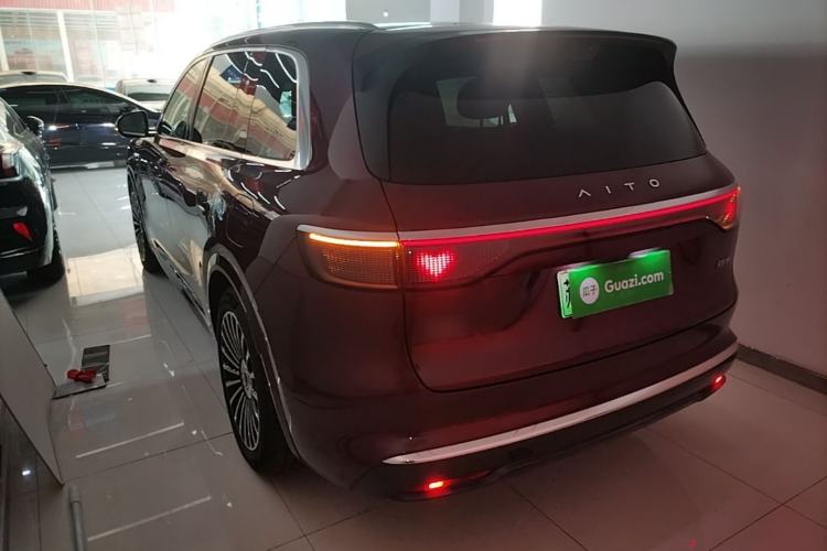 Used Hima AITO M8 2025 Extended-Range Ultra Version 53.4 kWh 5-Seater Edition Rear Left 45 Deg