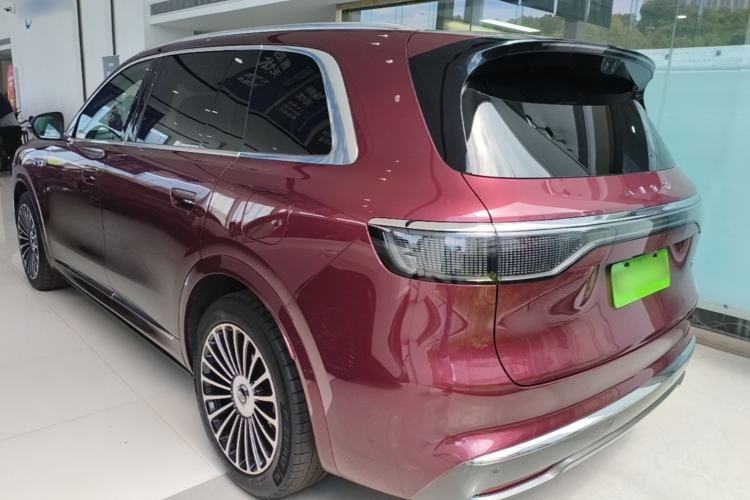 Used Hima AITO M8 2025 Extended-Range Ultra Version 53.4 kWh 5-Seater Edition Rear Left 45 Deg