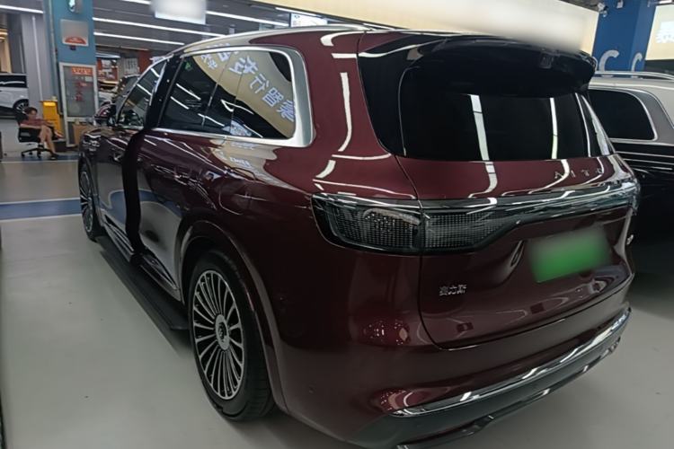 Used Hima AITO M8 2025 Extended-Range Ultra Version 53.4 kWh 5-Seater Edition Rear Left 45 Deg