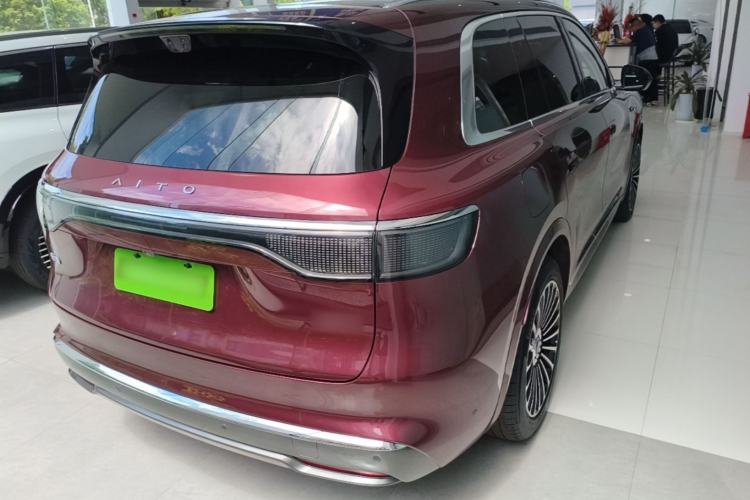 Used Hima AITO M8 2025 Extended-Range Ultra Version 53.4 kWh 5-Seater Edition Rear Right 45 Deg