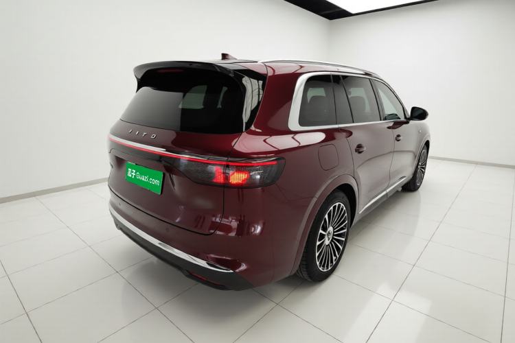 Used Hima AITO M8 2025 Extended-Range Ultra Version 53.4 kWh 5-Seater Edition Rear Right 45 Deg