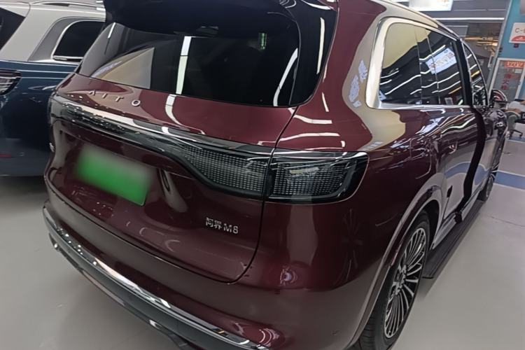 Used Hima AITO M8 2025 Extended-Range Ultra Version 53.4 kWh 5-Seater Edition Rear Right 45 Deg