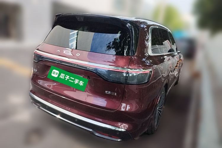 Used Hima AITO M8 2025 Extended-Range Ultra Version 53.4 kWh 5-Seater Edition Rear Right 45 Deg