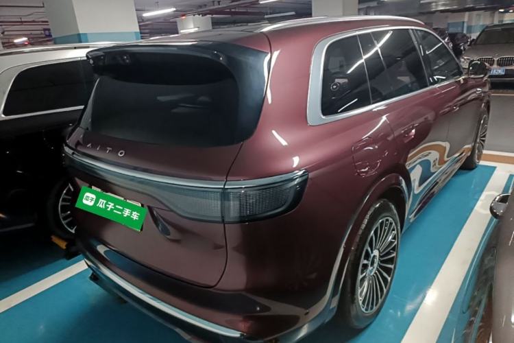 Used Hima AITO M8 2025 Extended-Range Ultra Version 53.4 kWh 5-Seater Edition Rear Right 45 Deg
