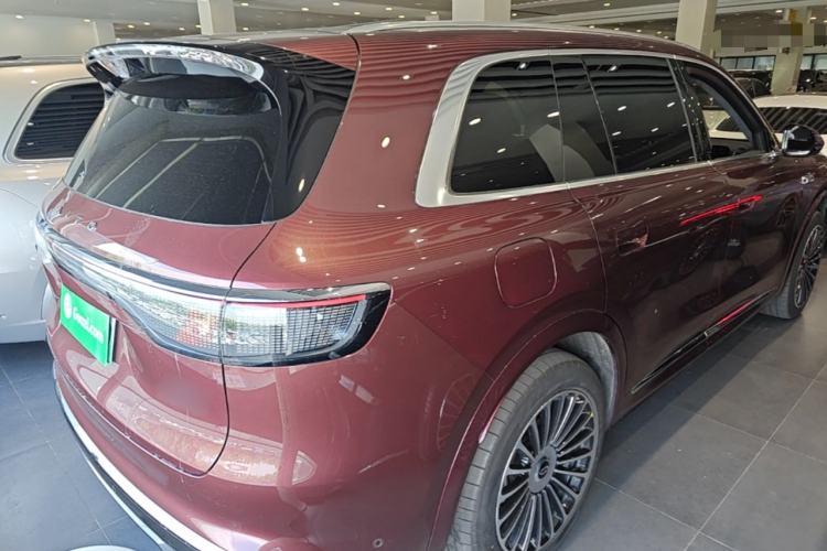 Used Hima AITO M8 2025 Extended-Range Ultra Version 53.4 kWh 5-Seater Edition Rear Right 45 Deg