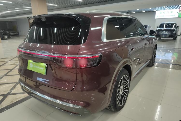 Used Hima AITO M8 2025 Extended-Range Max+ Version 53.4 kWh 6-Seater Edition Rear Right 45 Deg