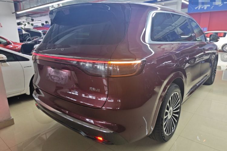 Used Hima AITO M8 2025 Extended-Range Ultra Version 53.4 kWh 5-Seater Edition Rear Right 45 Deg