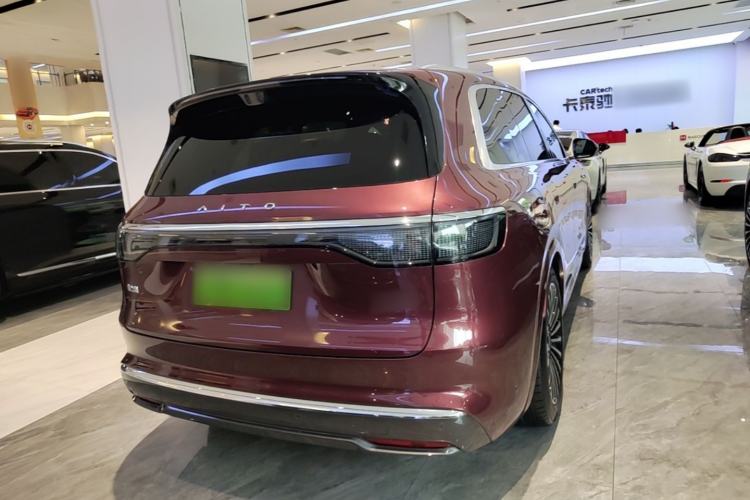 Used Hima AITO M8 2025 Extended-Range Ultra Version 53.4 kWh 6-Seater Edition Rear Right 45 Deg