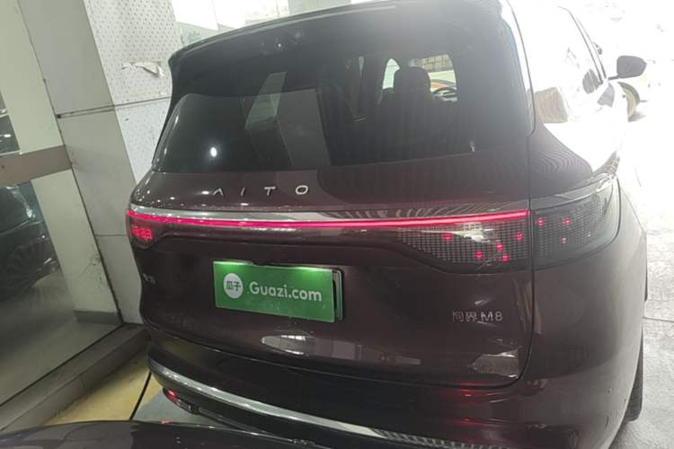 Used Hima AITO M8 2025 Extended-Range Ultra Version 53.4 kWh 5-Seater Edition Rear
