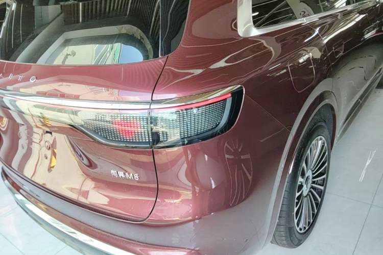 Used Hima AITO M8 2025 Extended-Range Ultra Version 53.4 kWh 5-Seater Edition Right Rear Taillight