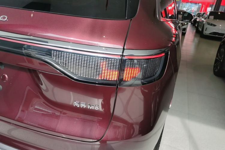 Used Hima AITO M8 2025 Extended-Range Ultra Version 53.4 kWh 6-Seater Edition Right Rear Taillight