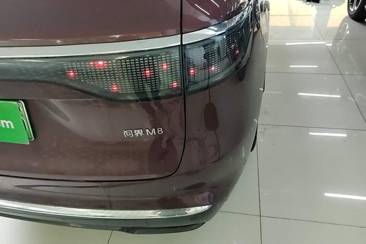Used Hima AITO M8 2025 Extended-Range Ultra Version 53.4 kWh 5-Seater Edition Right Rear Taillight