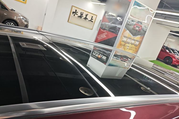 Used Hima AITO M8 2025 Extended-Range Ultra Version 53.4 kWh 5-Seater Edition Roof