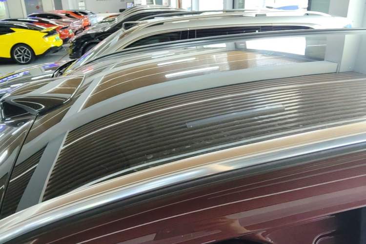 Used Hima AITO M8 2025 Extended-Range Ultra Version 53.4 kWh 5-Seater Edition Roof
