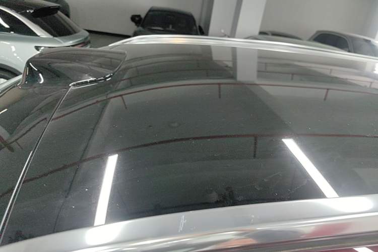 Used Hima AITO M8 2025 Extended-Range Ultra Version 53.4 kWh 5-Seater Edition Roof