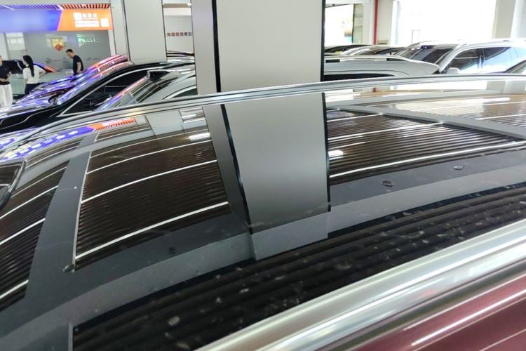 Used Hima AITO M8 2025 Extended-Range Ultra Version 53.4 kWh 5-Seater Edition Roof