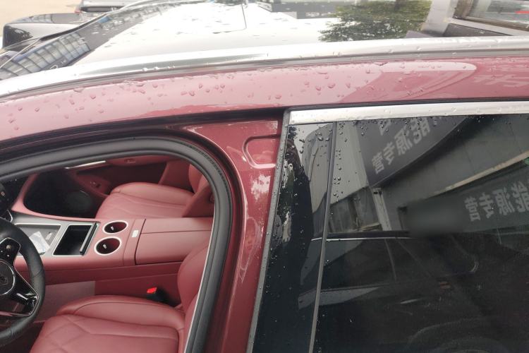 Used Hima AITO M8 2025 Extended-Range Ultra Version 53.4 kWh 5-Seater Edition Roof