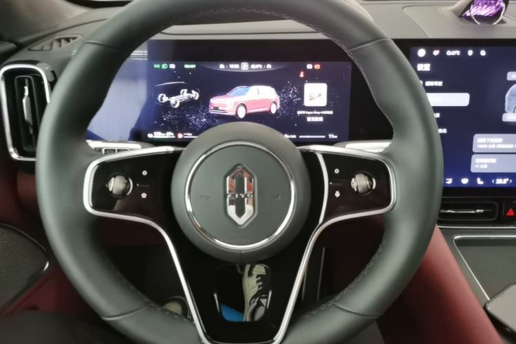 Used Hima AITO M8 2025 Extended-Range Ultra Version 53.4 kWh 6-Seater Edition Steering Wheel