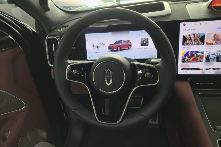 Used Hima AITO M8 2025 Extended-Range Ultra Version 53.4 kWh 5-Seater Edition Steering Wheel