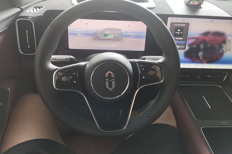 Used Hima AITO M8 2025 Extended-Range Ultra Version 53.4 kWh 5-Seater Edition Steering Wheel