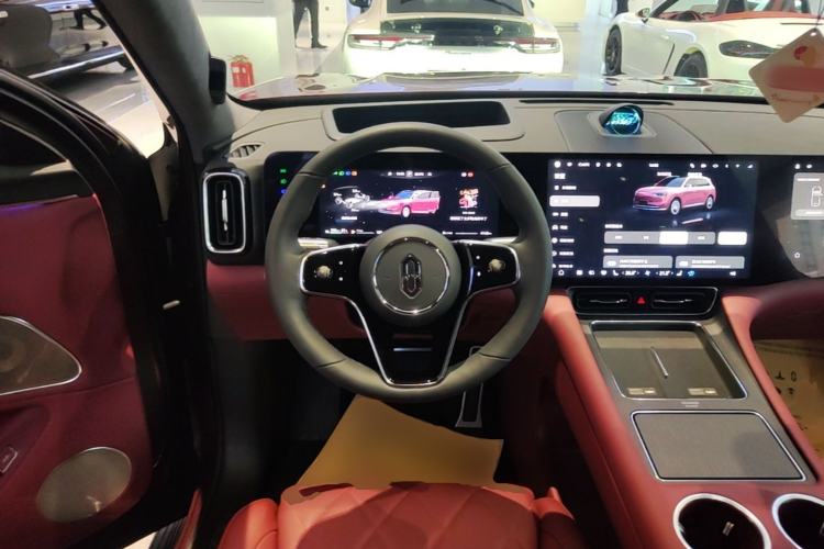 Used Hima AITO M8 2025 Extended-Range Ultra Version 53.4 kWh 6-Seater Edition Steering Wheel