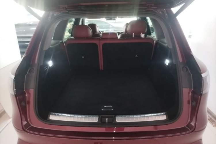 Used Hima AITO M8 2025 Extended-Range Ultra Version 53.4 kWh 5-Seater Edition Trunk
