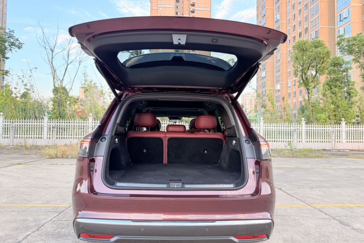 Used Hima AITO M8 2025 Extended-Range Ultra Version 53.4 kWh 5-Seater Edition Trunk