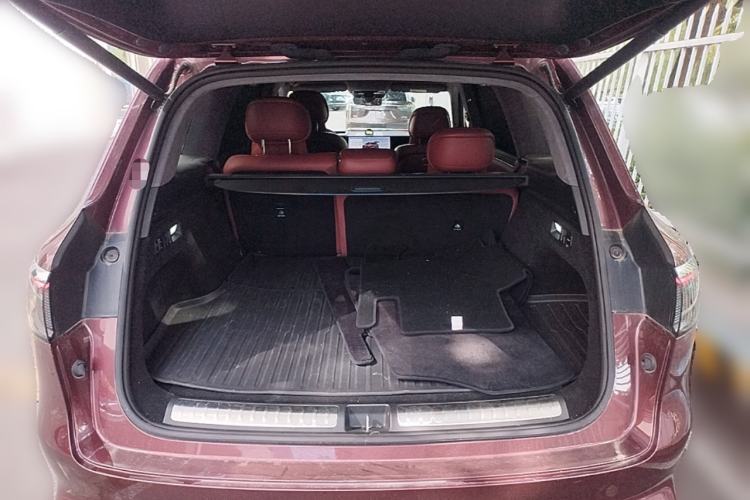 Used Hima AITO M8 2025 Extended-Range Ultra Version 53.4 kWh 5-Seater Edition Trunk