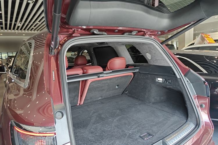 Used Hima AITO M8 2025 Extended-Range Ultra Version 53.4 kWh 5-Seater Edition Trunk