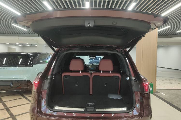 Used Hima AITO M8 2025 Extended-Range Max+ Version 53.4 kWh 6-Seater Edition Trunk