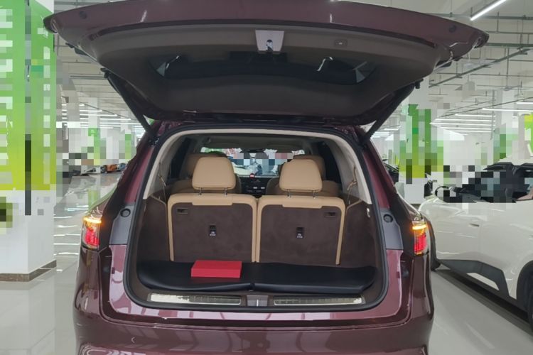 Used Hima AITO M8 2025 Extended-Range Max+ Version 53.4 kWh 6-Seater Edition Trunk