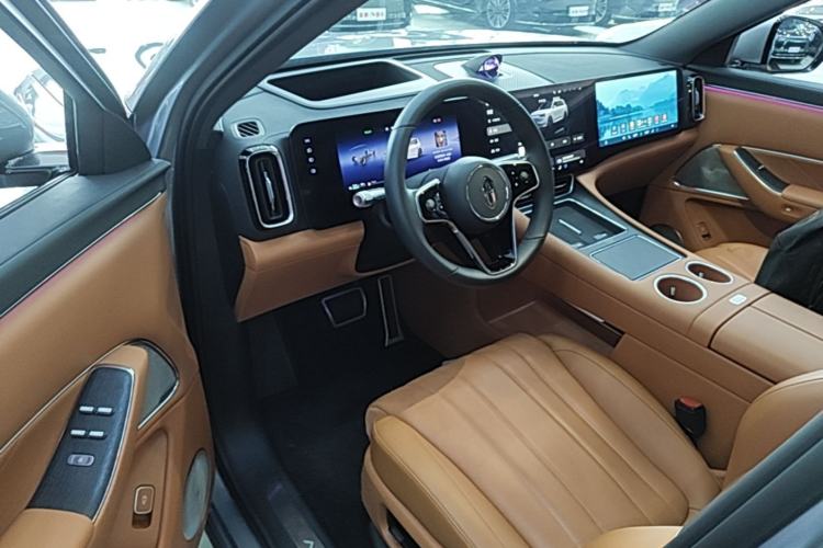 Used Hima AITO M8 2025 Extended-Range Ultra Version 53.4 kWh 5-Seater Edition Driver Seat