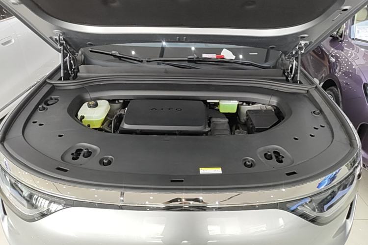 Used Hima AITO M8 2025 Extended-Range Ultra Version 53.4 kWh 5-Seater Edition Engine Bay