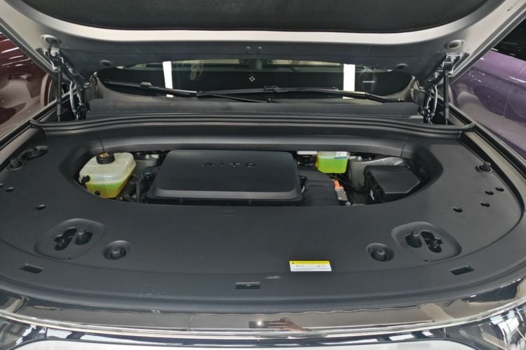 Used Hima AITO M8 2025 Extended-Range Ultra Version 53.4 kWh 6-Seater Edition Engine Bay