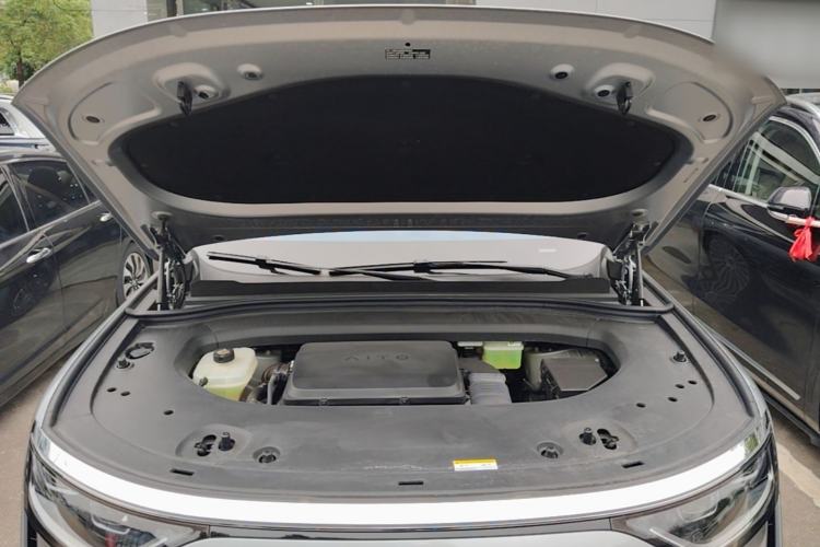 Used Hima AITO M8 2025 Extended-Range Ultra Version 53.4 kWh 6-Seater Edition Engine Bay