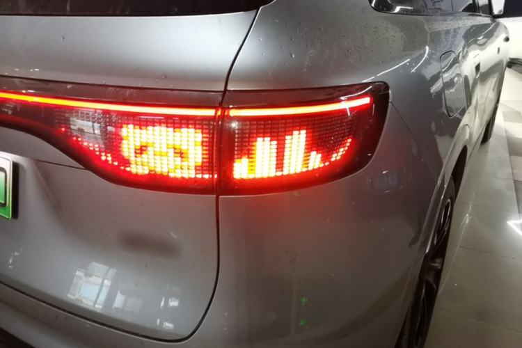 Used Hima AITO M8 2025 Extended-Range Ultra Version 53.4 kWh 5-Seater Edition Exterior 1