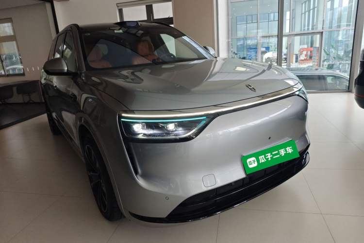 Used Hima AITO M8 2025 Extended-Range Ultra Version 53.4 kWh 5-Seater Edition Exterior 1