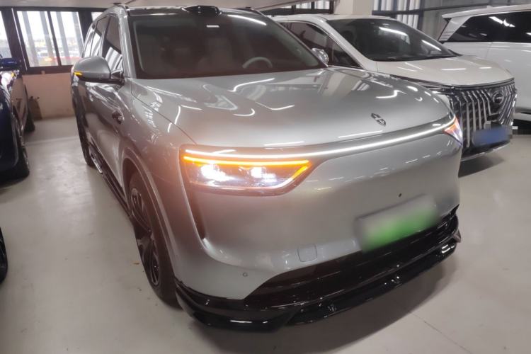 Used Hima AITO M8 2025 Extended-Range Ultra Version 53.4 kWh 5-Seater Edition Exterior 2